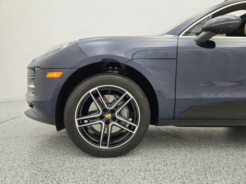 Used 2021 Porsche Macan S AWD/4WD image 18