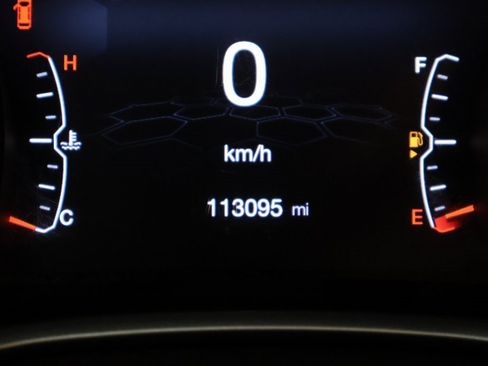 Used 2018 Jeep Compass Latitude w/ Popular Equipment Group image 20