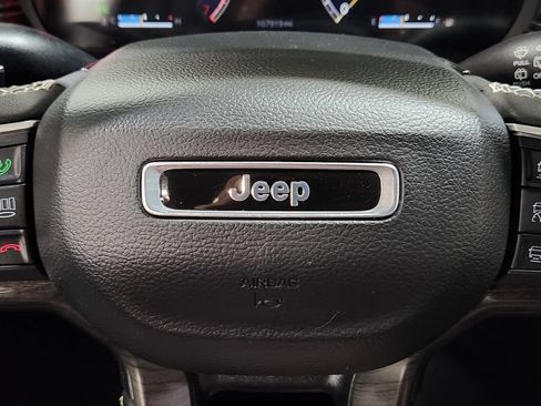 Used 2023 Jeep Grand Cherokee L Limited w/ Black Appearance Package RWD image 50