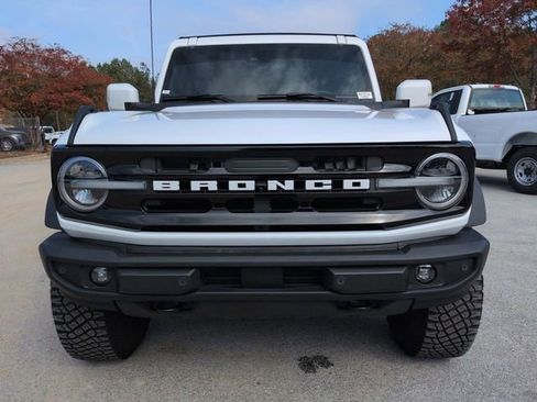 Certified 2024 Ford Bronco Outer Banks w/ Sasquatch Package image 9