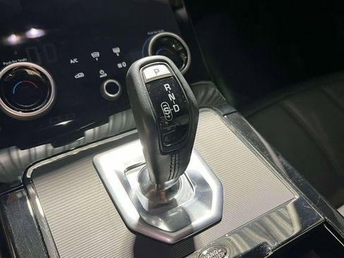 Used 2023 Land Rover Range Rover Evoque R-Dynamic SE image 35