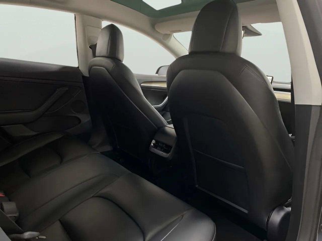Used 2023 Tesla Model 3 Standard Range RWD image 22