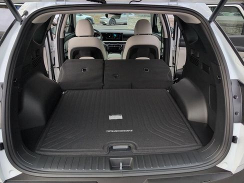 New 2026 Hyundai Tucson Limited image 28