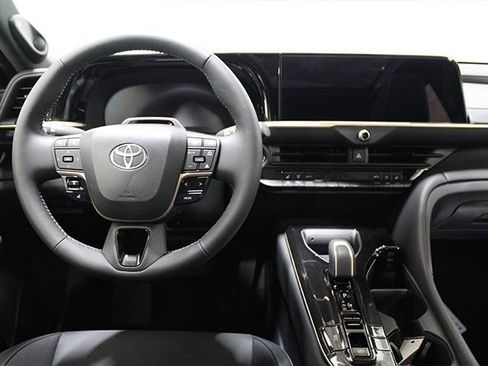 New 2026 Toyota Crown AWD/4WD image 6