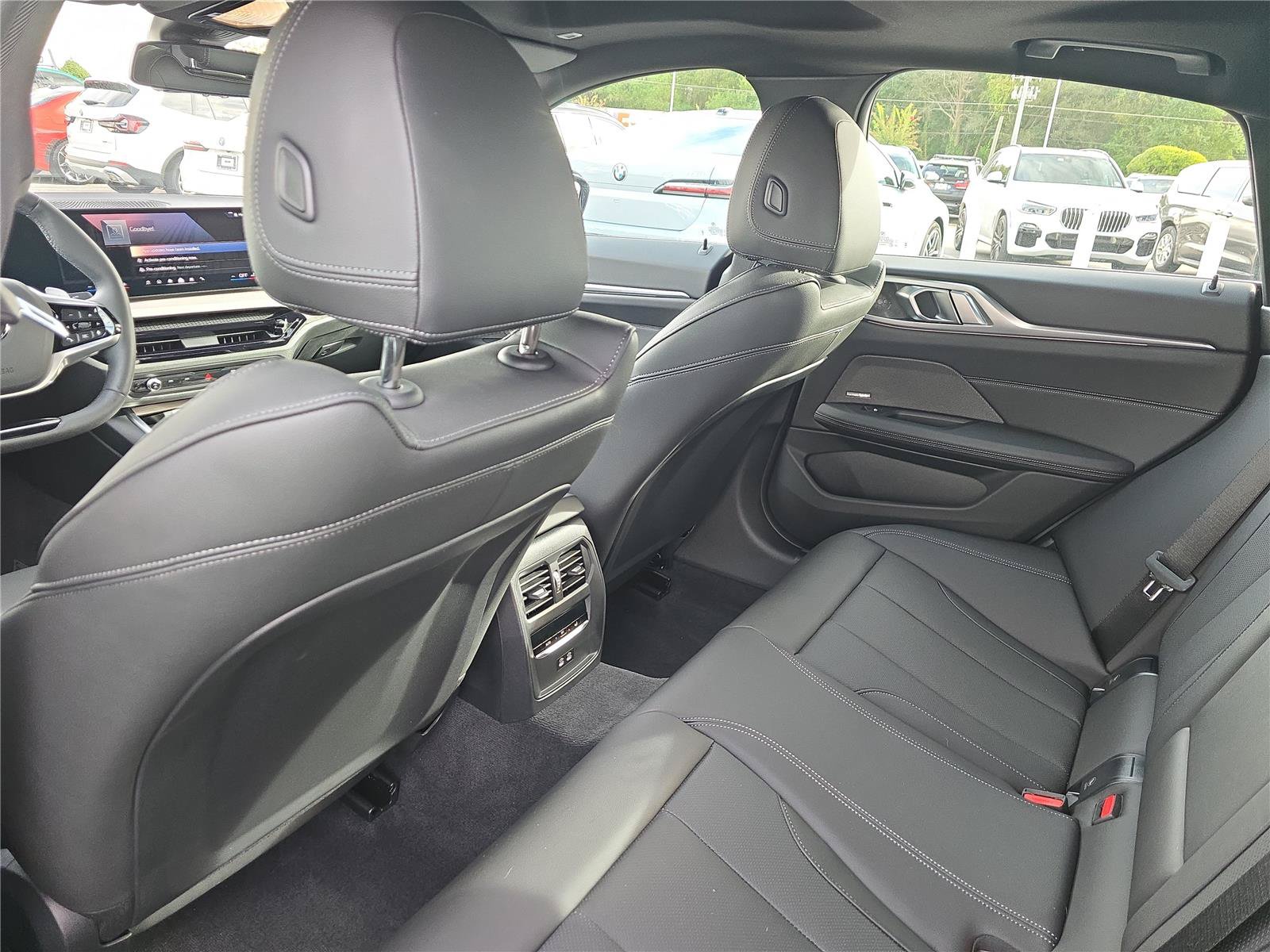Used 2026 BMW 430i w/ Premium Package RWD image 11