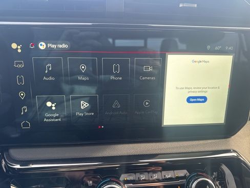 Used 2024 GMC Sierra 1500 AT4 w/ AT4 Preferred Package image 11