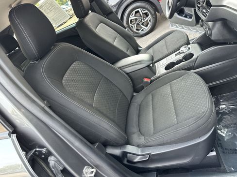 Certified 2025 Ford Escape Active AWD/4WD image 33