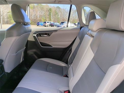 Used 2024 Toyota RAV4 XLE Premium image 14