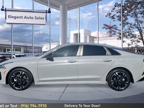 Used 2023 Kia K5 GT-Line w/ GT-Line Premium Package FWD image 8