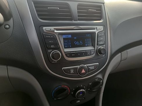 Used 2017 Hyundai Accent SE FWD image 15