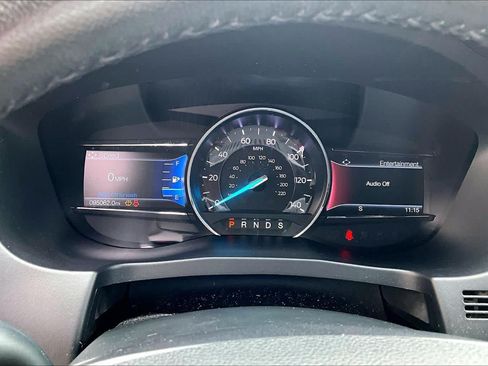 Used 2019 Ford Explorer XLT w/ Equipment Group 202A FWD image 26