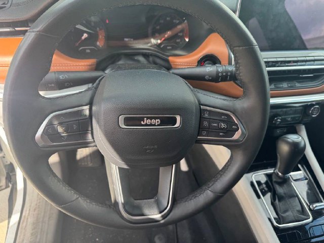 Used 2024 Jeep Compass Limited AWD/4WD image 19