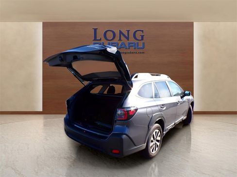 Certified 2025 Subaru Outback Premium image 16