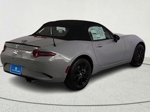 New 2026 MAZDA MX-5 Miata Club w/ Weather Package RWD image 7