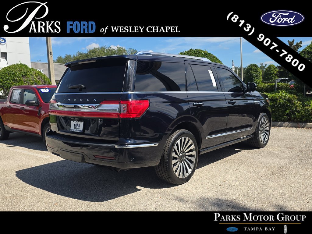 Used 2021 Lincoln Navigator Reserve w/ Luxury Package RWD image 5