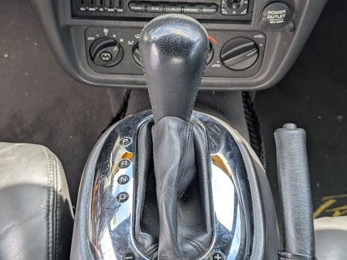 Used 2000 Plymouth Prowler RWD image 18