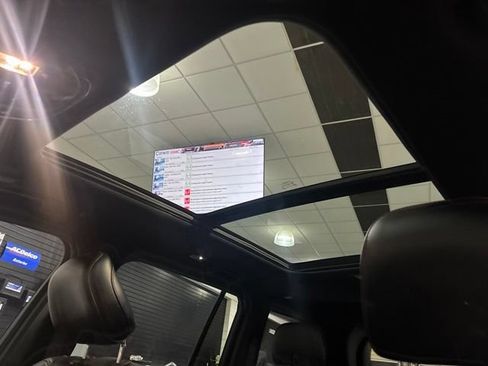 Used 2022 Jeep Grand Cherokee Trailhawk AWD/4WD image 12