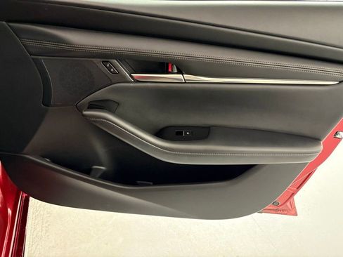 Used 2022 MAZDA MAZDA3 s image 41