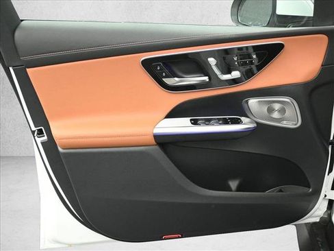 Certified 2026 Mercedes-Benz GLC 300 4MATIC image 17