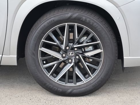 Certified 2025 Lexus TX 350 FWD w/ Technology Package image 11