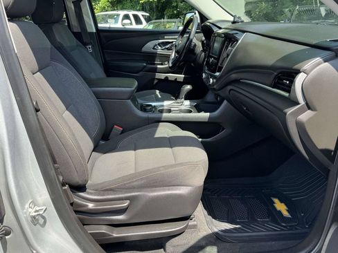 Used 2019 Chevrolet Traverse LT w/ LPO, Cargo Package FWD image 15