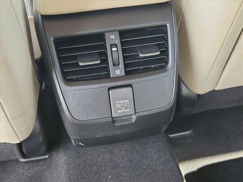 Used 2018 Honda Clarity Touring image 23