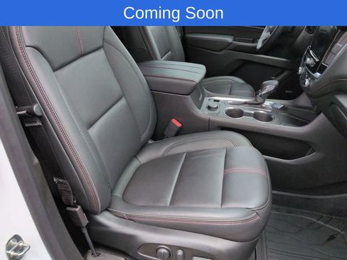 Used 2023 Chevrolet Traverse RS w/ LPO, Floor Liner Package FWD image 22