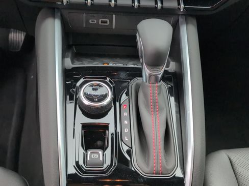 New 2026 Chevrolet Colorado Z71 w/ Z71 Convenience Package 2 image 17