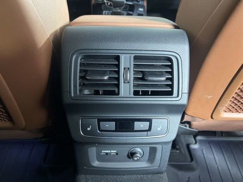 Used 2021 Audi Q5 Prestige image 17