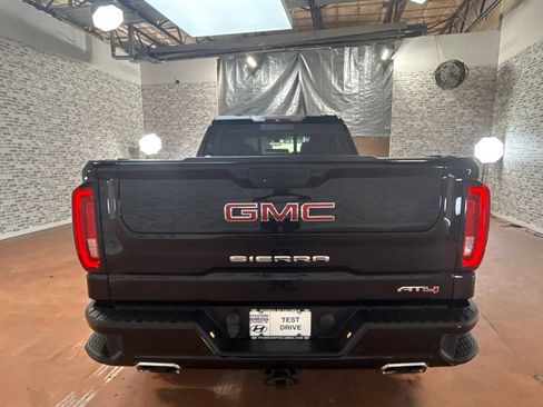 Used 2019 GMC Sierra 1500 AT4 w/ AT4 Premium Package AWD/4WD image 7
