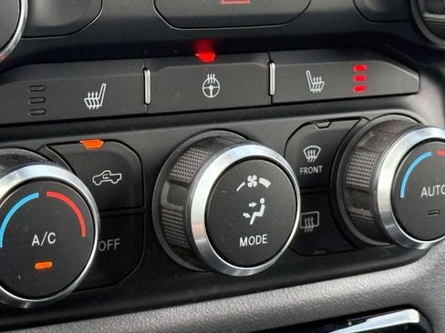 Used 2022 RAM 1500 Big Horn AWD/4WD image 31
