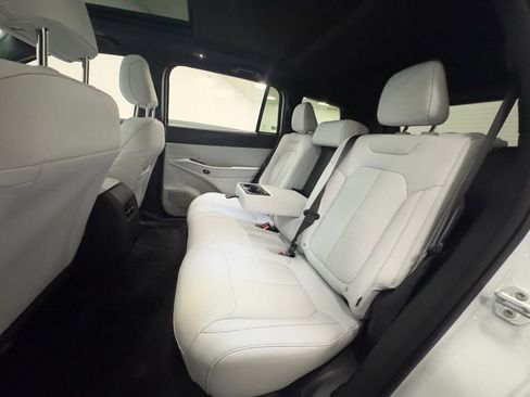 New 2026 Jeep Cherokee Limited image 15