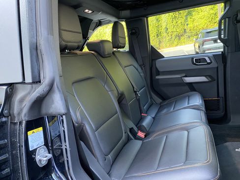 Used 2023 Ford Bronco Badlands AWD/4WD image 33
