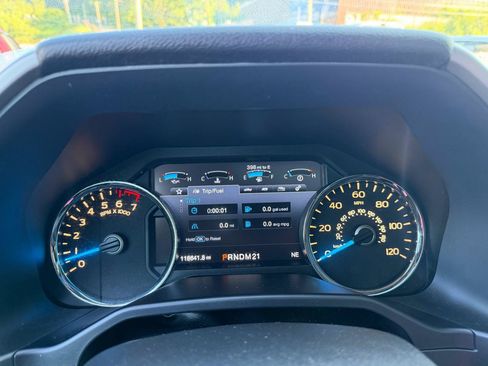 Used 2015 Ford F150 Lariat w/ Equipment Group 502A Luxury AWD/4WD image 13