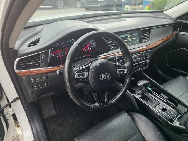 Used 2017 Kia Cadenza Technology FWD image 13