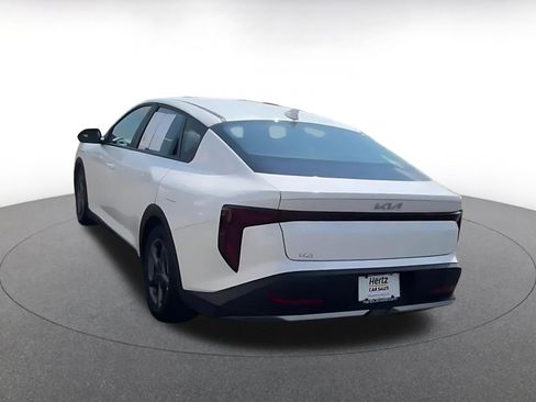Used 2025 Kia K4 FWD image 11