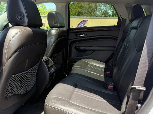 Used 2016 Cadillac SRX Luxury AWD/4WD image 18