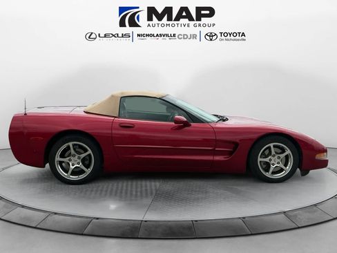 Used 2002 Chevrolet Corvette Convertible w/ Preferred Equipment Group2 RWD image 6