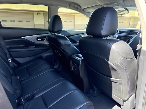 Used 2019 Nissan Murano FWD image 21