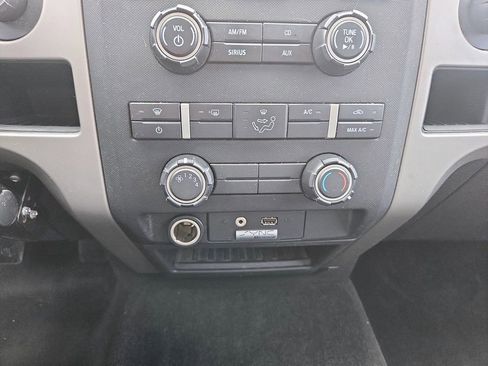 Used 2011 Ford F150 XLT w/ XLT Chrome Pkg image 23