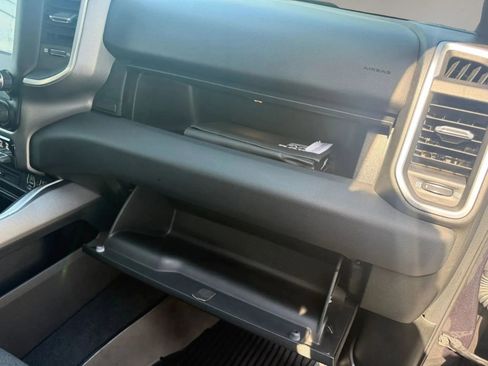 Used 2019 RAM 1500 Big Horn AWD/4WD image 48
