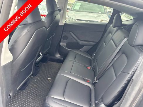 Used 2025 Tesla Model Y Long Range RWD image 13