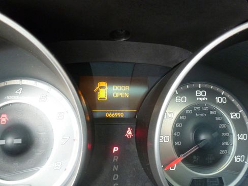 Used 2011 Acura MDX w/ Technology & Entertainment AWD/4WD image 19