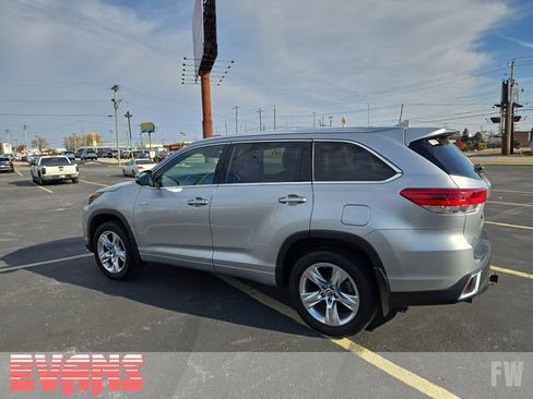 Used 2019 Toyota Highlander Limited image 27
