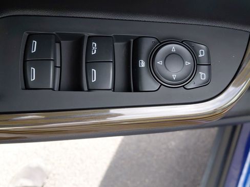 Used 2023 GMC Acadia SLE w/ Driver Convenience Package AWD/4WD image 21