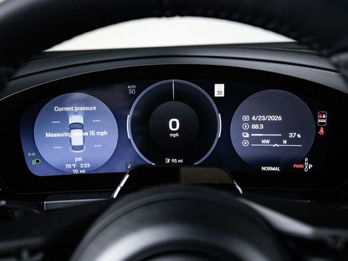 New 2026 Porsche Macan Electric RWD image 15