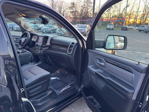 Used 2020 RAM 1500 Big Horn AWD/4WD image 17