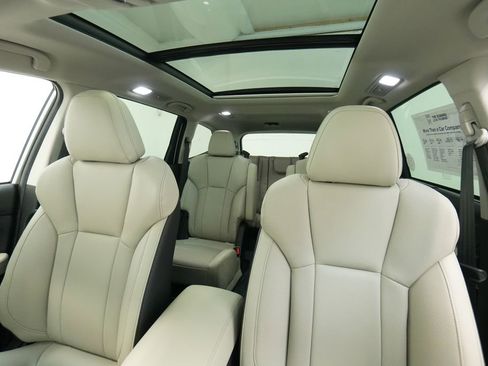 New 2026 Subaru Ascent Limited image 12