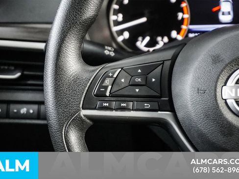 Used 2025 Nissan Altima 2.5 SV image 25