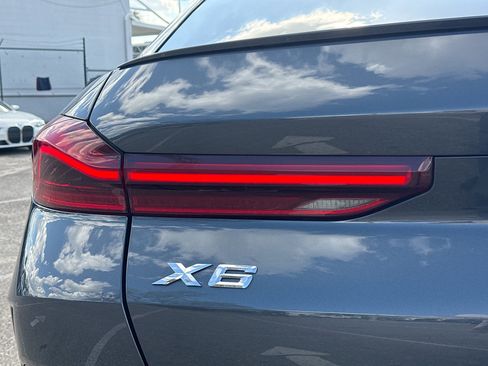 Used 2021 BMW X6 sDrive40i w/ Convenience Package image 10